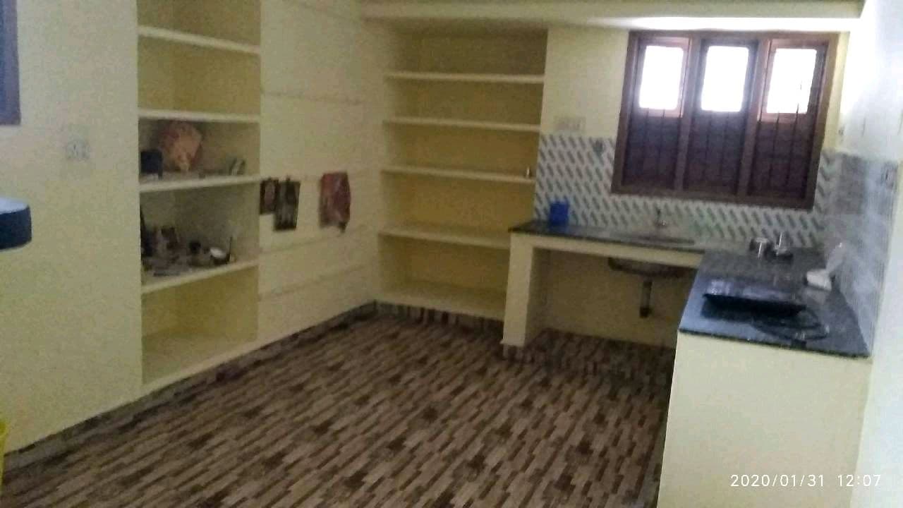2BHK House for Rent ( Only Vegetarian, No pets,)