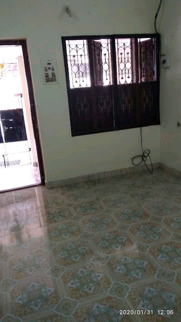 2BHK House for Rent ( Only Vegetarian, No pets,) photo 4