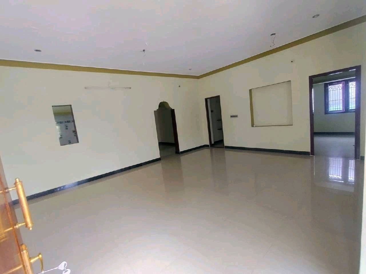 2BHK House for Rent photo 2