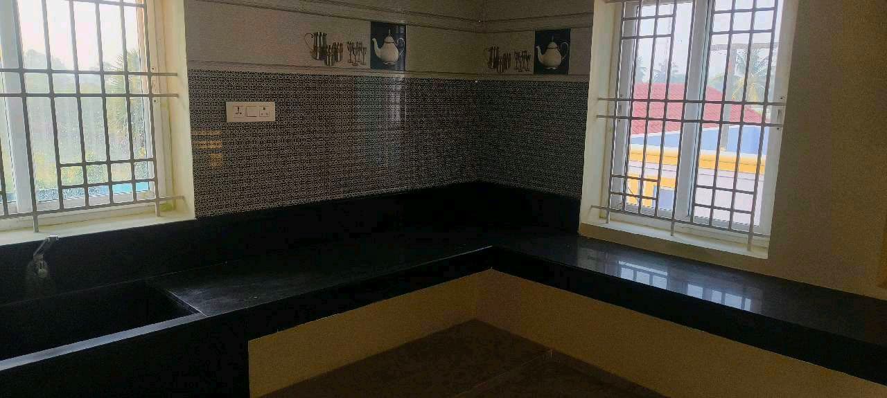 2BHK Apartment Rent (Anis Bethel Complex) photo 5