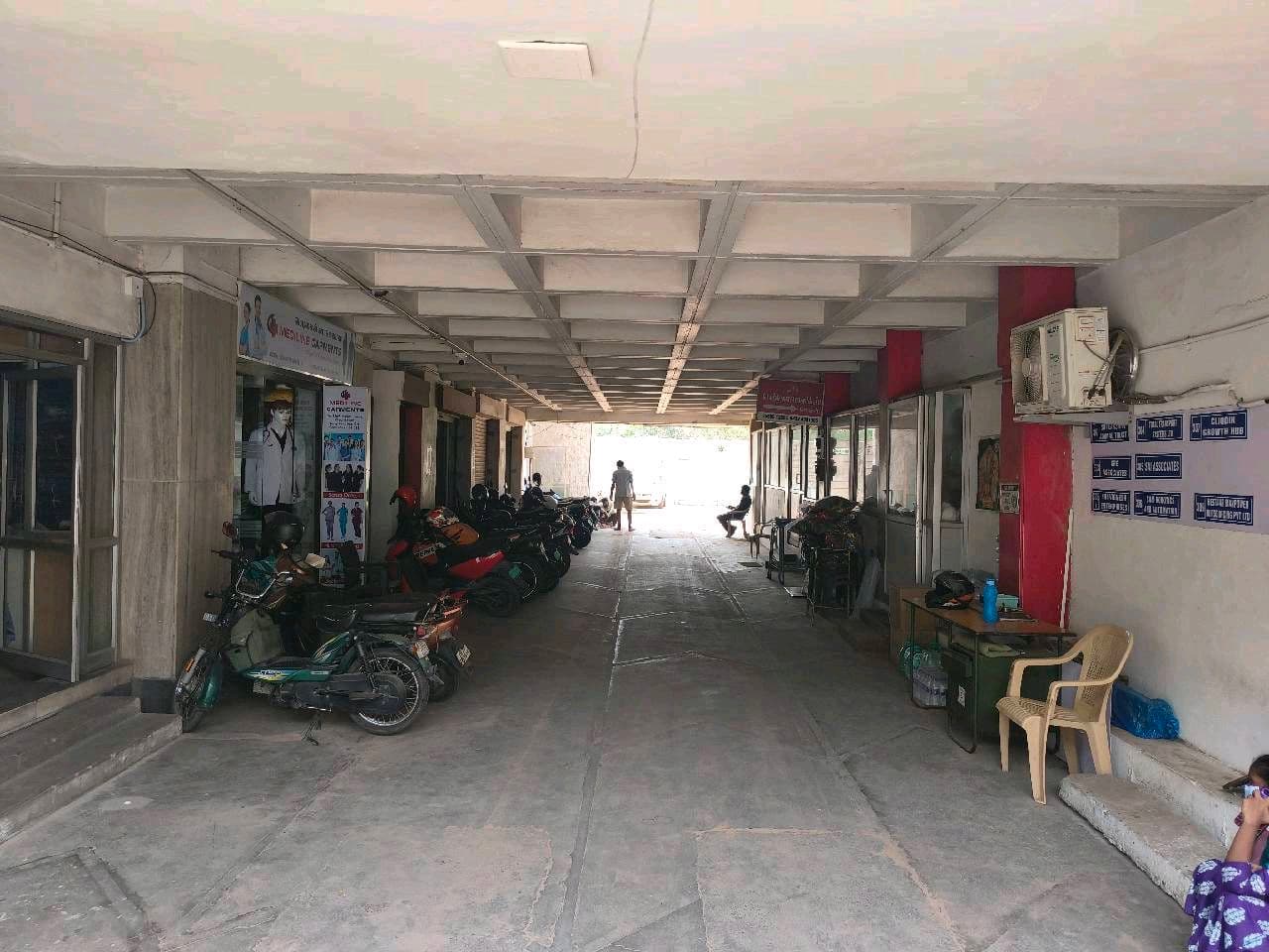 maruthi towers photo 2