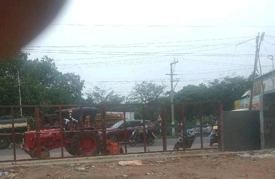 Commercial Building in Tenkasi photo 2