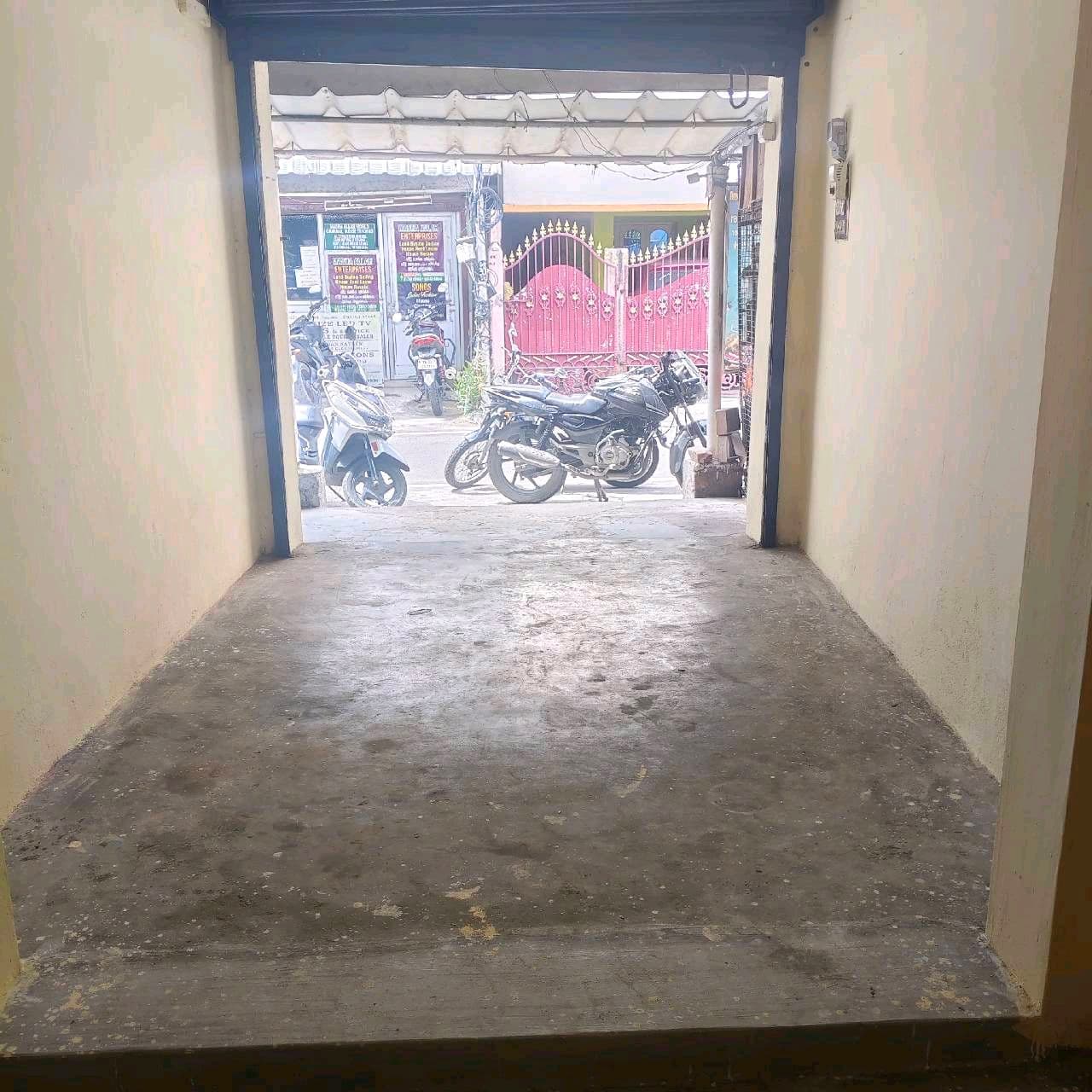 Shop for Rent